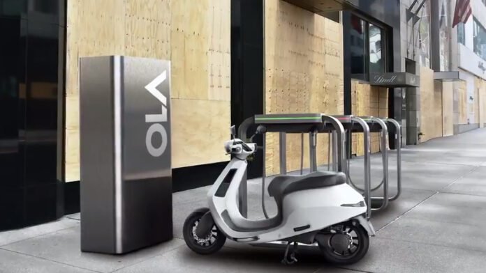 Electric two-wheeler charging station
