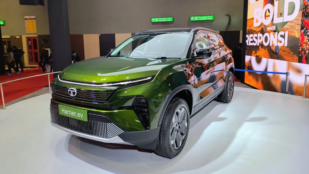 green h Tata Harrier EV: The Game-Changing Electric SUV of 2025!