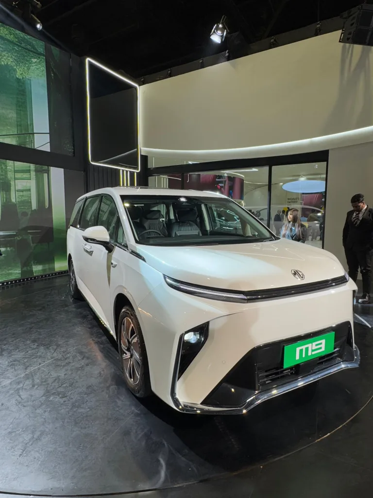 MG M9 Premium Electric MPV Unveiled