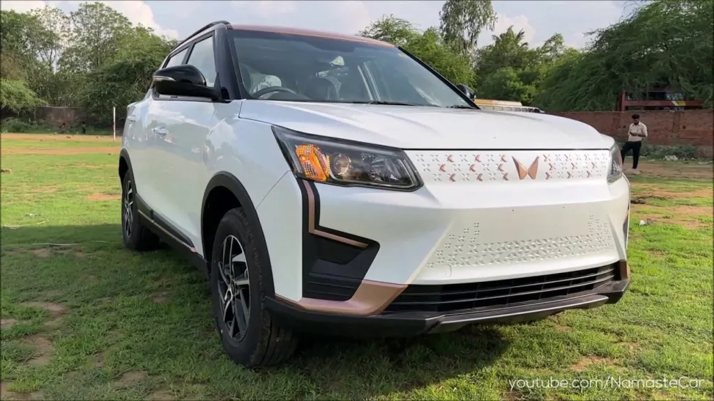 Mahindra XUV 3XO EV Spy Shots