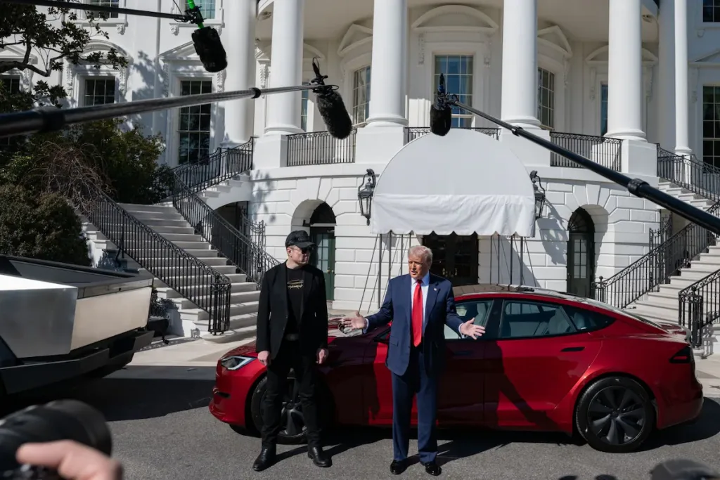 Donald Trump’s New Tesla Model S: Range, Features, and More Inside the Tesla Model S: Features That Impressed Trump