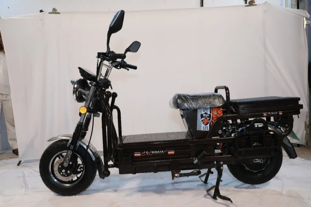 Why Businesses Are Turning to Electric Car Lease Deals