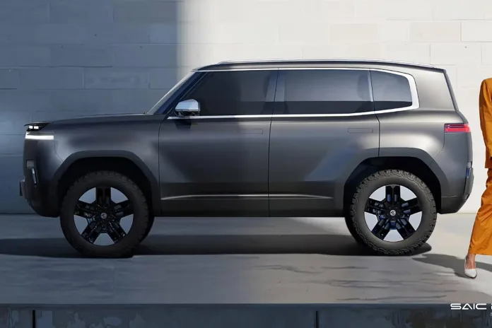 Discover the MG Cyber X: A bold 4.3m electric SUV concept that blends retro design, cutting-edge tech, and urban adventure spirit