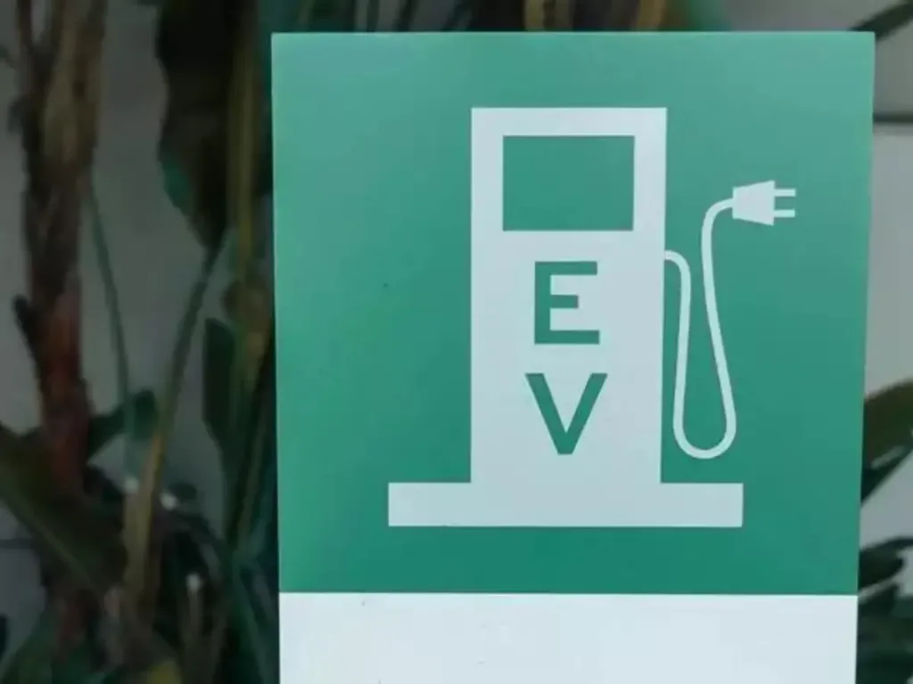 Key Highlights of Maharashtra’s 2025 EV Policy