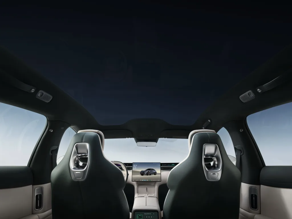 Xiaomi YU7 SUV Launched: China's New Electric Beast Starts at ₹30 Lakh Equivalent Xiaomi yu7 1