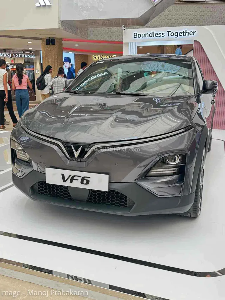 Vinfast vf 6 and vf 7 showcased at a chennai mall 1