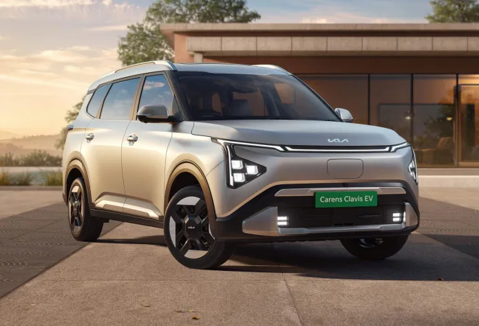 Kia Carens Clavis Ev