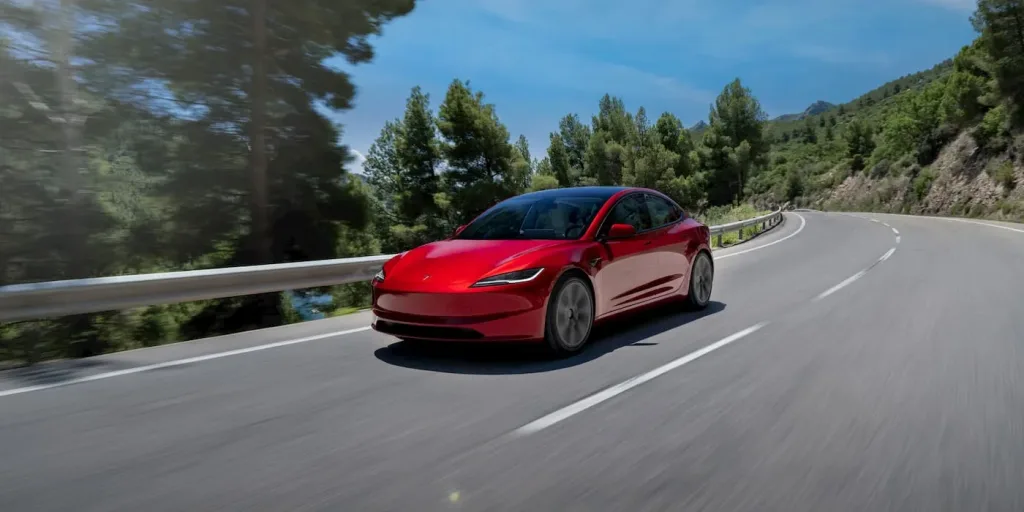 Tesla Model 3 Plus 