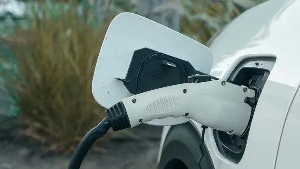 India EV Charging Jobs: 2 Lakh Staff Needed by 2030