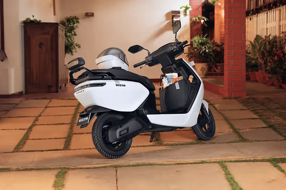Ather Rizta vs TVS iQube: Which Electric Scooter Rules 2025?