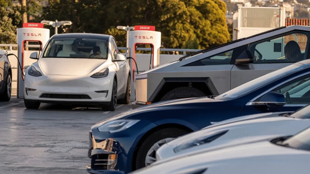 Tesla Growth Stalls: Investors Bet on AI Future Instead