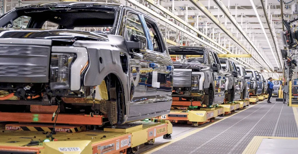 Ford-Nissan EV Collaboration: Rivals Unite on Batteries