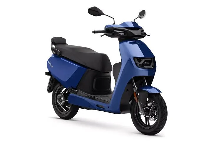 Top Electric Scooters Under ₹ 1 Lakh (2025): 5 Affordable Picks Top Electric Scooters