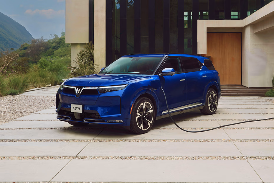 VinFast Q3 2025: $910M Loss Despite 149% Sales Growth VinFast VF 9 EV: The New Rival to the Kia EV9?